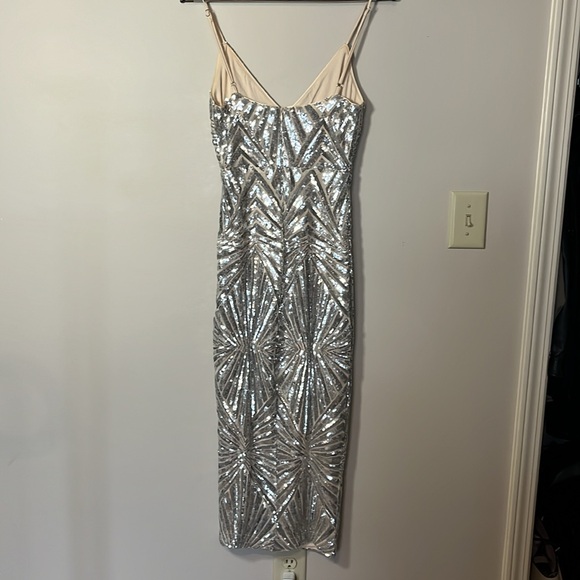 Lulus Dazzling Moments Silver Sequin Bodycon Midi Dress Small NYE Bachelorette - Picture 3 of 7